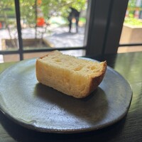 ラ・ボンヌターブル - 