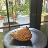 ラ・ボンヌターブル - 