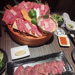 焼肉名匠 山牛 - 