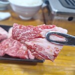 マルミ焼肉店 - 