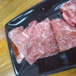 マルミ焼肉店 - 