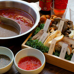 TOKYO TANG TANG - 秋限定！きのこ堪能コースがスタートします！