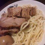 武蔵つけ麺 1020円　麺300g