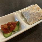 牛肉 酒処 キクヤ - 【お通し】鮮度抜群チャンジャとオイルサーディンのタルタルがたまらないクラッカー☆600円