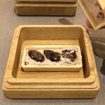 25ハドソン - フォアグラとアサリの佃煮