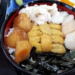 樺太食堂 - 生ウニ三色丼　アップ