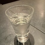 俺の割烹 - お酒はこんな感じで供出されます。
