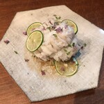 315865747 - 「鱧の湯引きたて酢橘と鹽で　一人前」（650圓）。