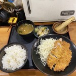 盛かつ - すりごま付きの本格派です(*´-`)