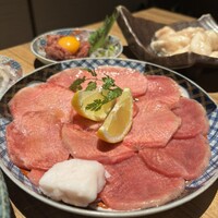 炭火焼肉寅二郎 - 