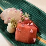 ひろ作 - 本鮪と目一鯛昆布〆さんでーす。③