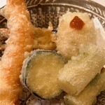 ひろ作 - 夏の天ぷら盛り合わせさんでーす。④