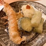 ひろ作 - 夏の天ぷら盛り合わせさんでーす。③