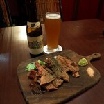 和牛をクラフトビールでたしなむ ミートマフィア - 