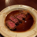 和牛をクラフトビールでたしなむ ミートマフィア - 