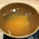 焼肉 稔 - セットの味噌汁