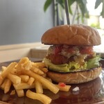 ベイ＊エリア81 - 