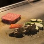 大阪 京橋 鉄板焼 ステーキ 玄牛 - 