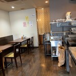 深山うどん - 店内の雰囲気1