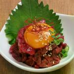 馬肉ユッケ