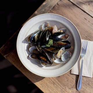 SON Records & Ambient Cafe_2