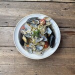 SON Records & Ambient Cafe - 