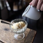 SON Records & Ambient Cafe - 