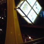 加賀屋 - 吹き抜け　寅の飾り物　黄色と黒色の帯