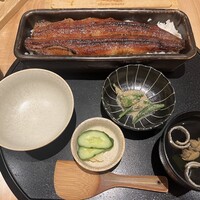 うなぎ四代目菊川 東京駅黒塀横丁店 - 