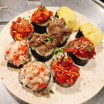 韓国式居酒屋 トンマッコル - キンパ盛り合わせ