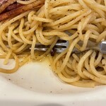 あるでん亭 新宿センタービル店 - 歯応えと香りの良いパスタ！