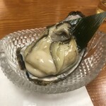 魚楽 - 生岩牡蠣