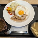 松屋（松のや併設） 船橋芝山店 - コムタムポークライス