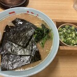 家系ラーメン 近藤家 本店 - 