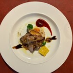 サーラ・マンジェ・ドゥ・クール  - 