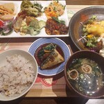 野菜の産地直売所 ベジタブルキッチン ONION - 