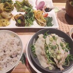 野菜の産地直売所 ベジタブルキッチン ONION - 