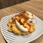 肉ト魚 大衆酒場 ひとめぼれ - 悪魔のポテサラ