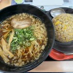 ファミリーロッジ旅籠屋 - 尾道ラーメン