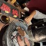 炭火焼肉・にくなべ屋 神戸びいどろ - 