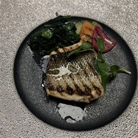 グリロジー バー＆グリル - 