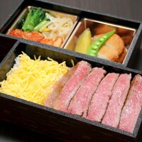 極上ヒレステーキ2段重