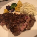 Hy's STEAKHOUSE - 