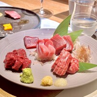 RITO - お酒タンマリなので天然本鮪と馬刺中トロとヒレを追加