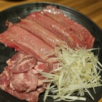 中目黒焼肉 登牛門 - 