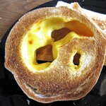 カテッジイン・レストラン - 「トースト３種盛合わせ」のチーズロード