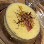 Restaurant MONTÉE - 