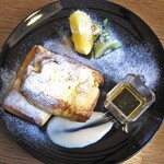 カテッジイン・レストラン - 「朝食セット フレンチトースト」のメイン