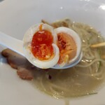 宍道湖しじみ中華蕎麦 琥珀 - 味玉 ♪