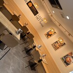 バインミーシンチャオ - 店内